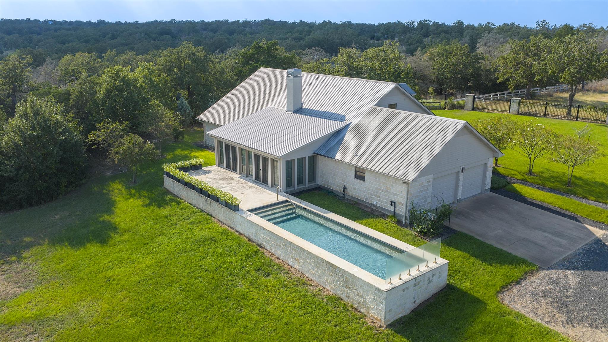 1880 Schoenberg Road