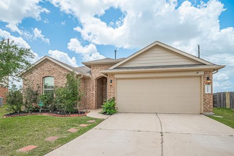 Photo of 21018 Whitehaven Bluff Trail, Katy, TX 77449 (MLS # 57296037)