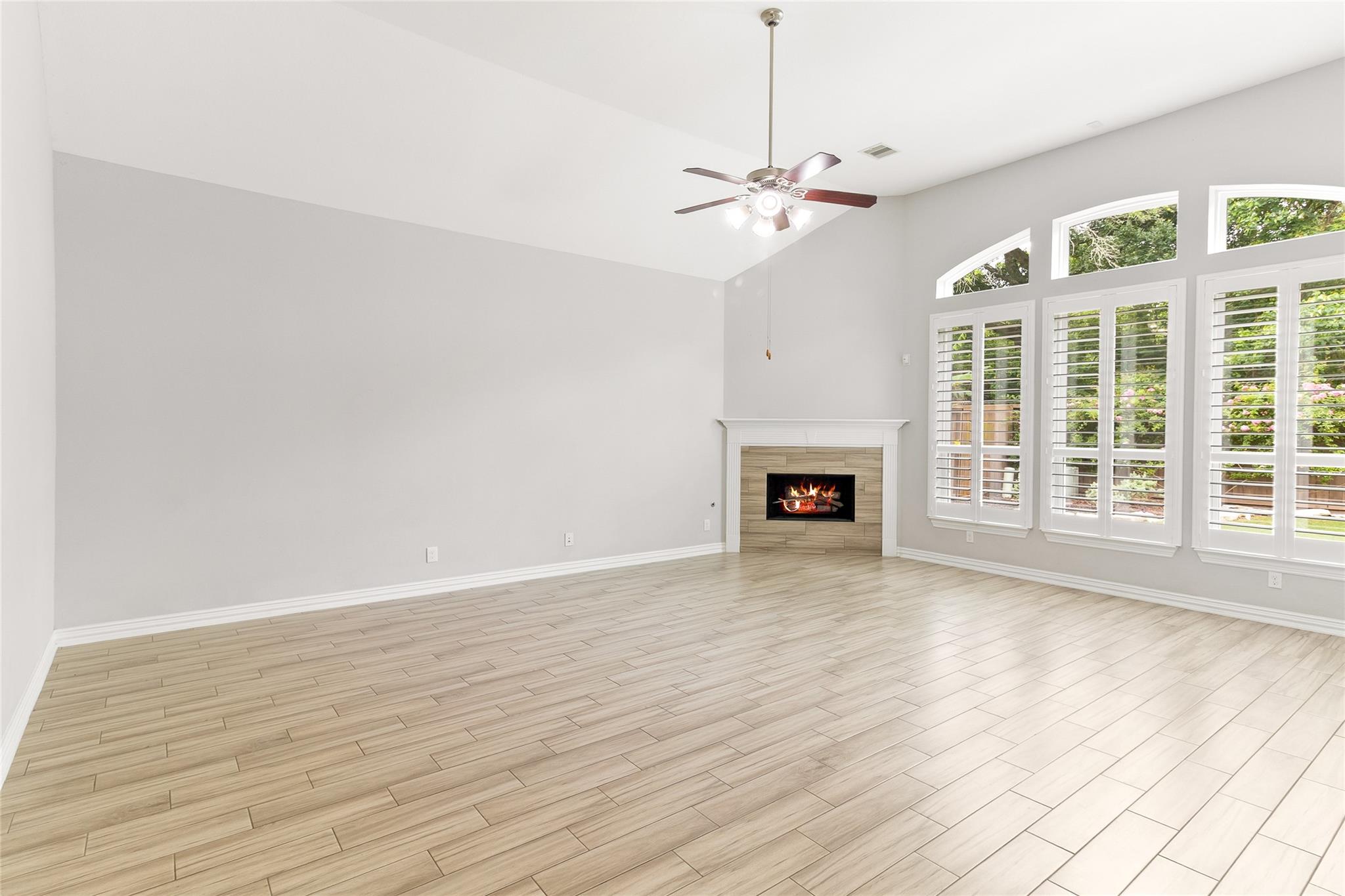 208 Woodside Court