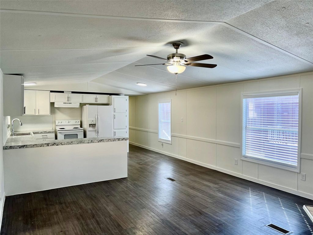 Photo of 20517 N Navasota Drive, New Caney, TX 77357 (MLS # 28481594)