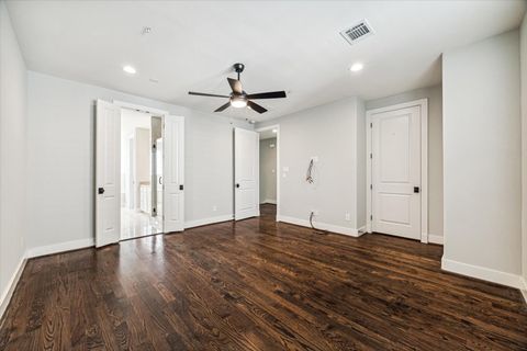 Tiny photo for 912 Yale Street #D, Houston, TX 77008 (MLS # 7179301)