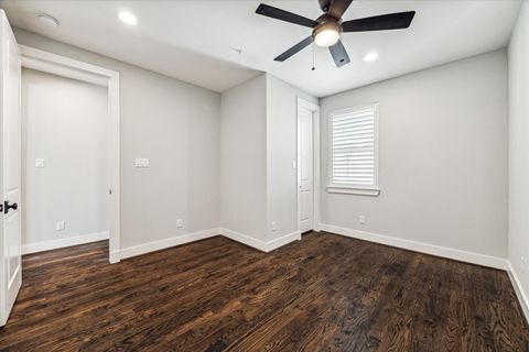 Tiny photo for 912 Yale Street #D, Houston, TX 77008 (MLS # 7179301)
