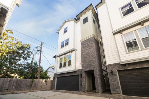 Tiny photo for 912 Yale Street #D, Houston, TX 77008 (MLS # 7179301)