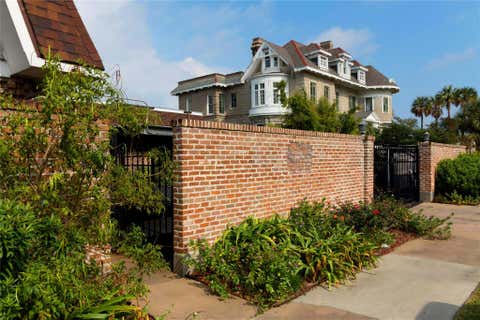 Condo For Sale - 1726 Broadway St #B12<br/> Galveston, TX 77550
