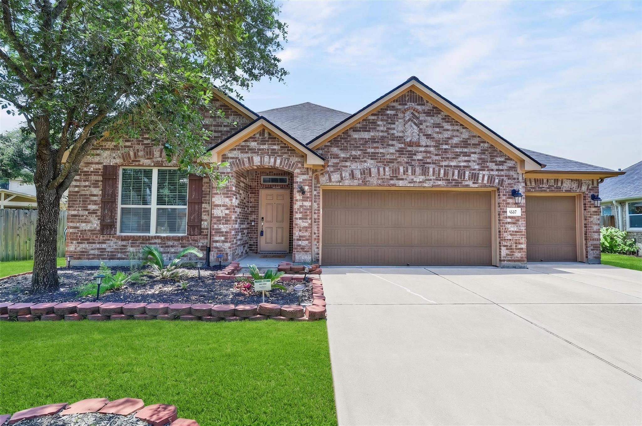 8507 Dolan Heights Court