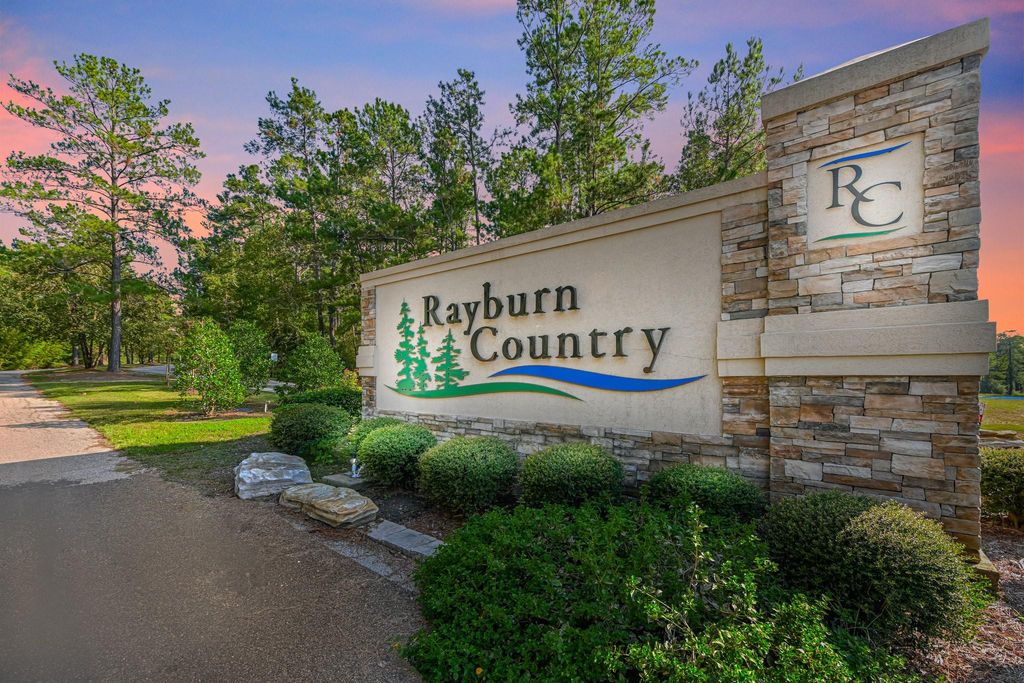 Photo of 0 Duffer Drive, Brookeland, TX 75931 (MLS # 29145018)