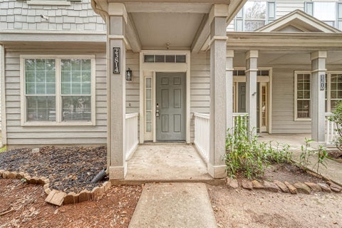 Townhouse For Sale - 23814 Single Oak Street<br/> Spring, TX 77373