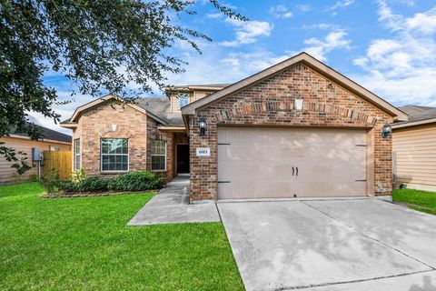 Photo of 6915 Primrose Road, Baytown, TX 77521 (MLS # 18924031)