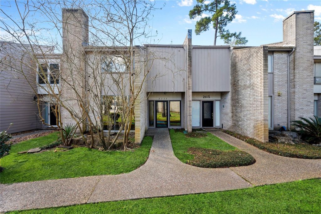 Photo of 2113 Lake Village Drive, Kingwood, TX 77339 (MLS # 76799125)