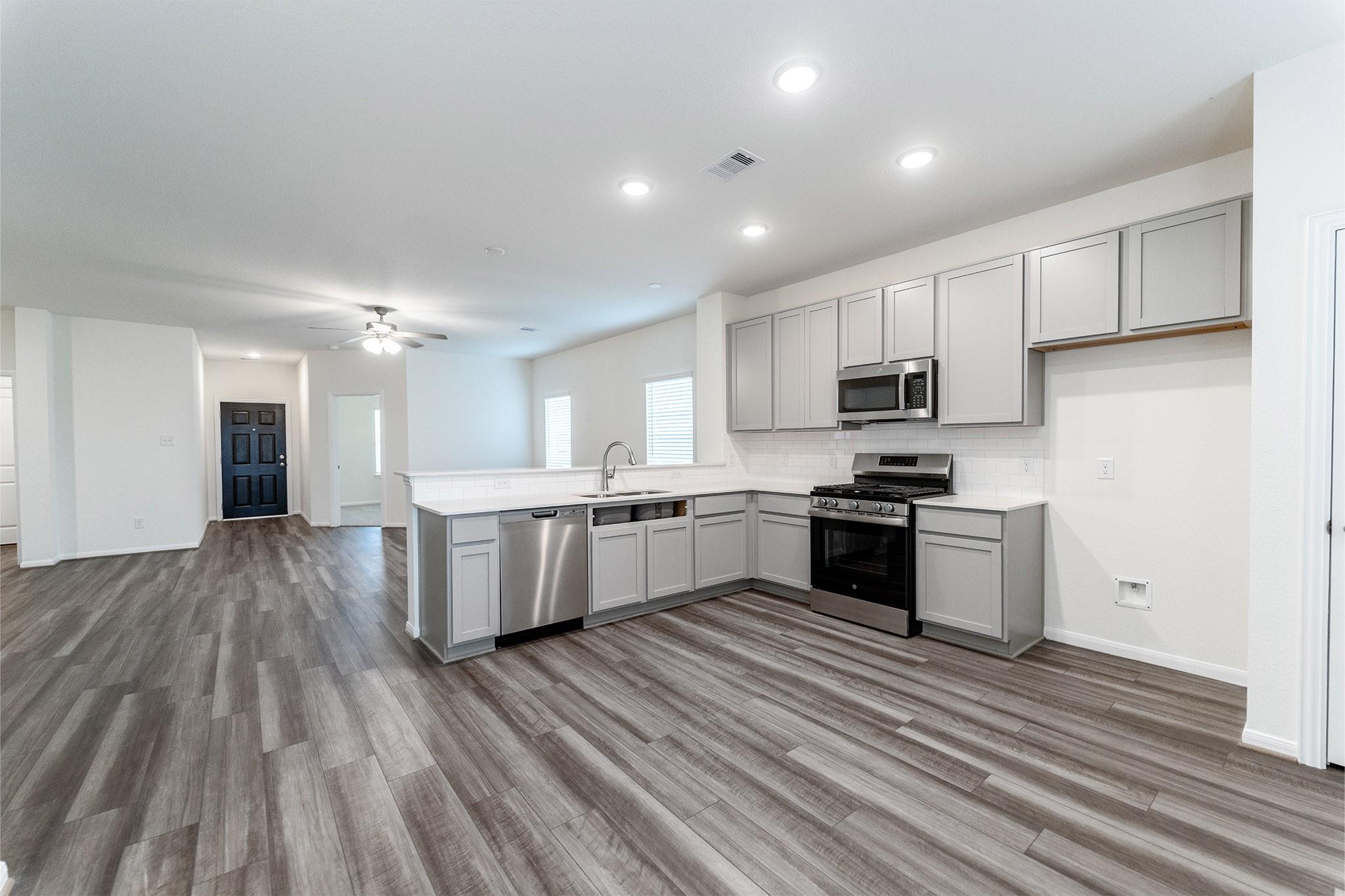 3527 Prairie Rose Trail