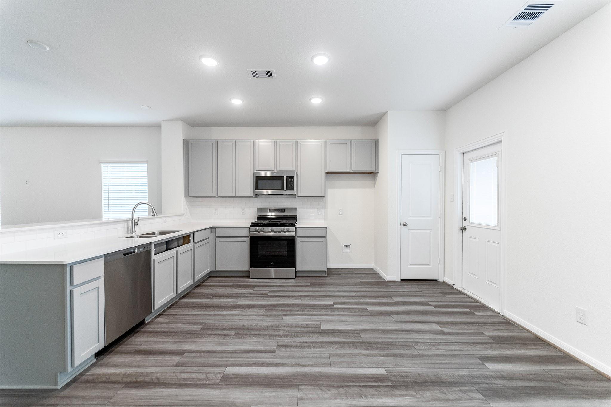 3527 Prairie Rose Trail