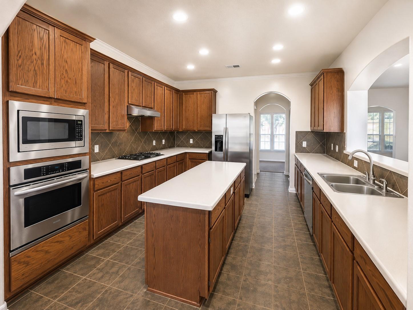 1918 Rustic Oak Lane