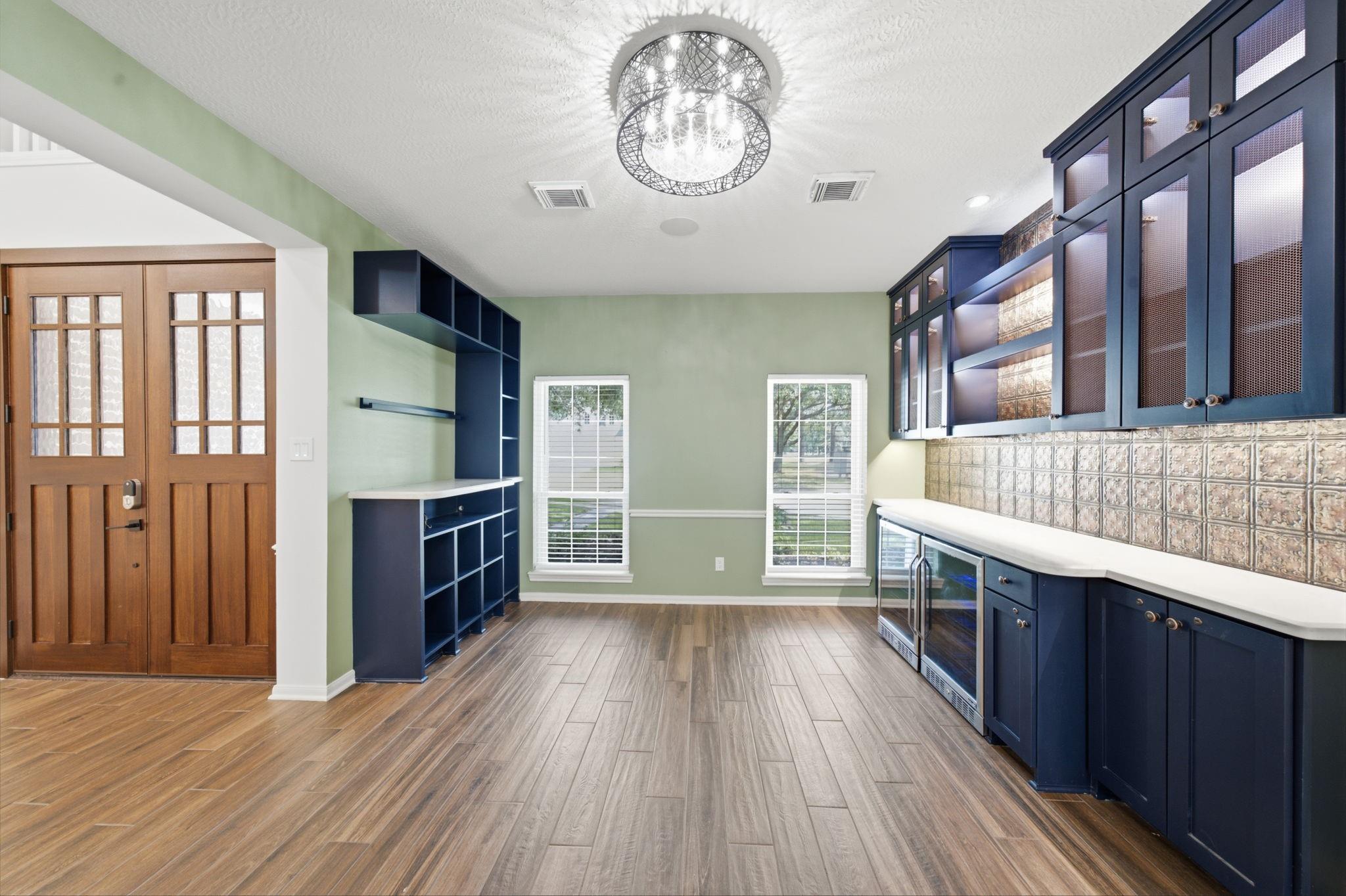 2214 Lytham Lane