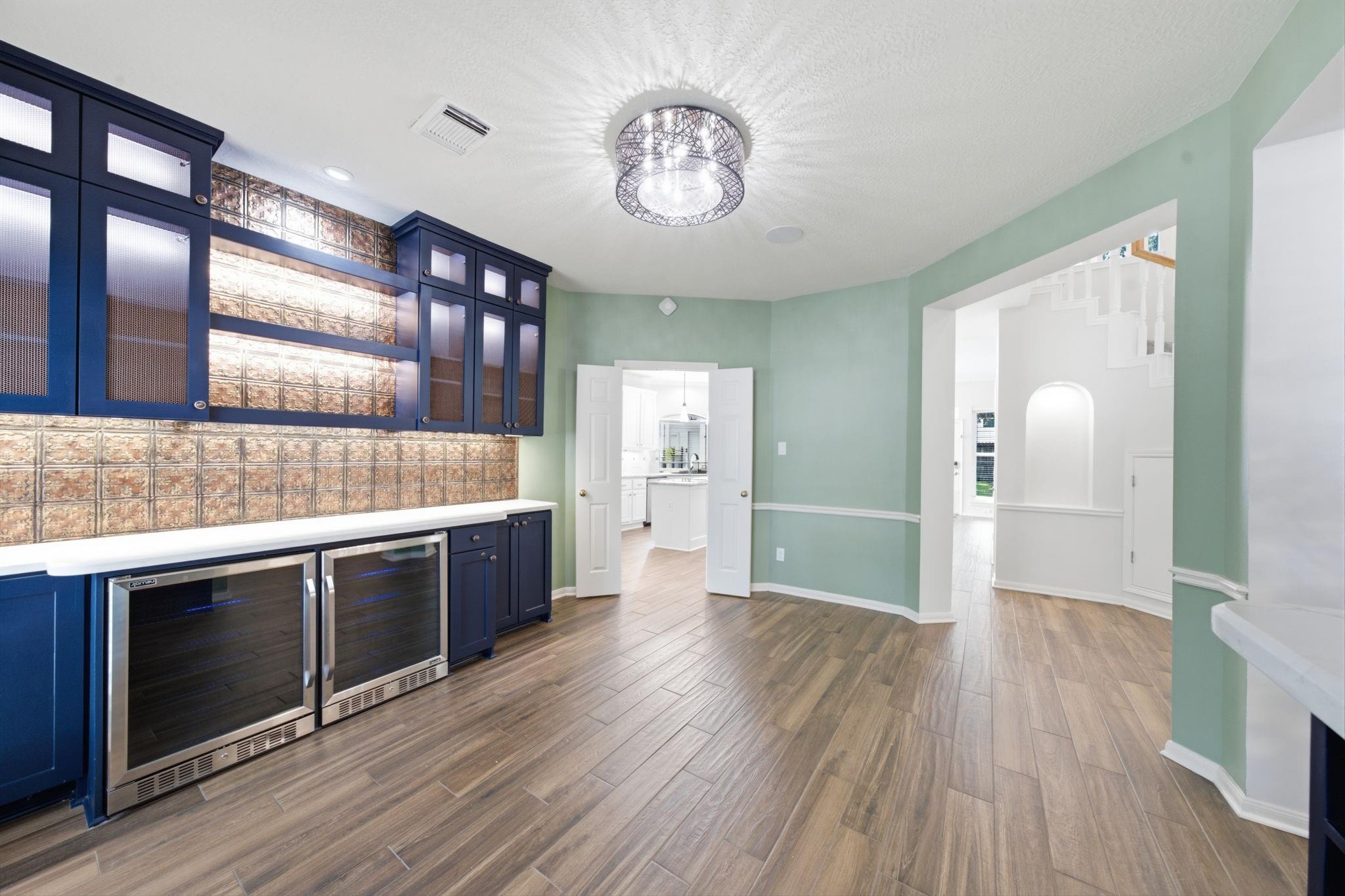 2214 Lytham Lane