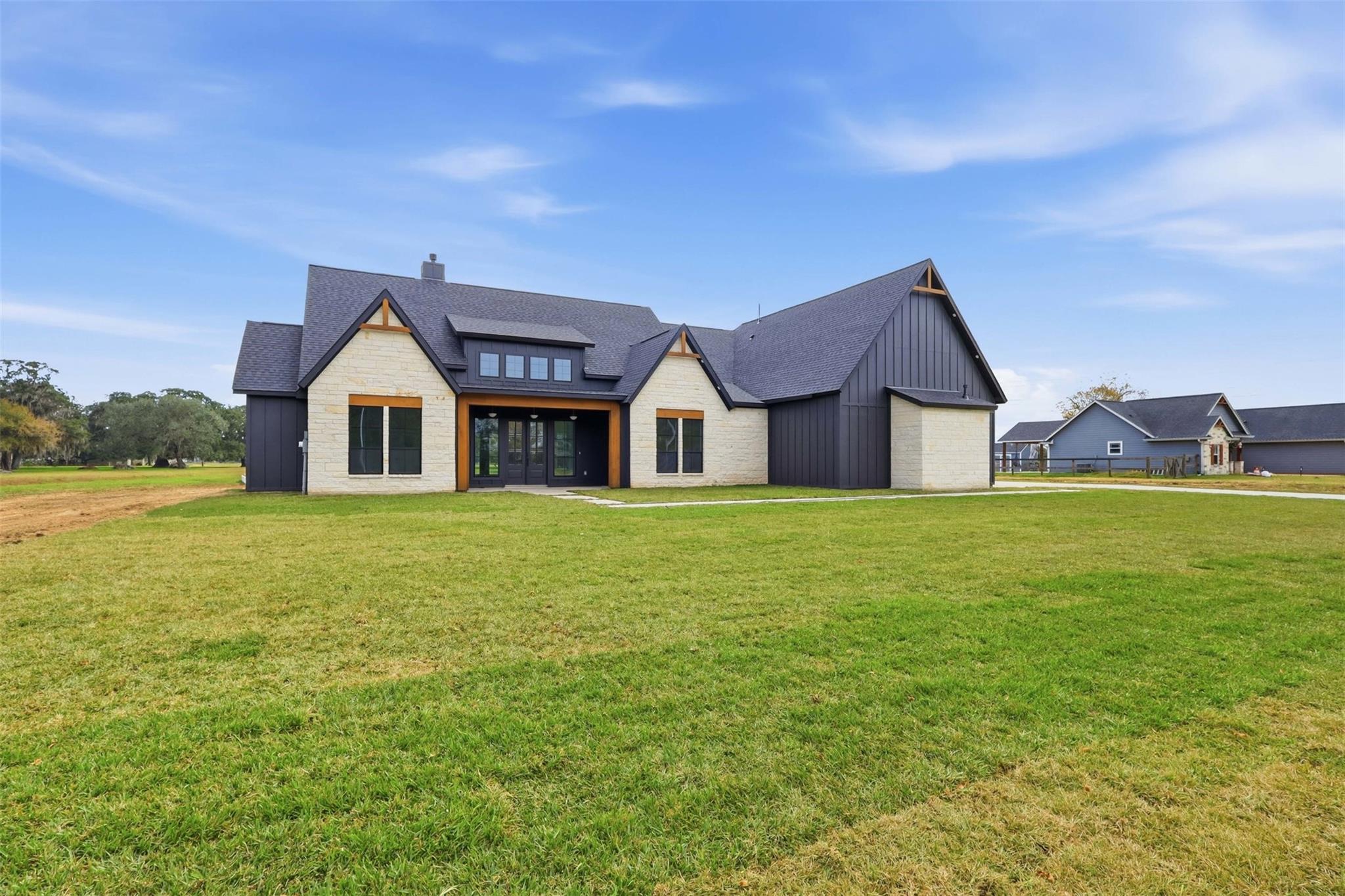 467 Springfield Trail