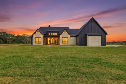 Photo of 467 Springfield Trail, Angleton, TX 77515 (MLS # 89797318)