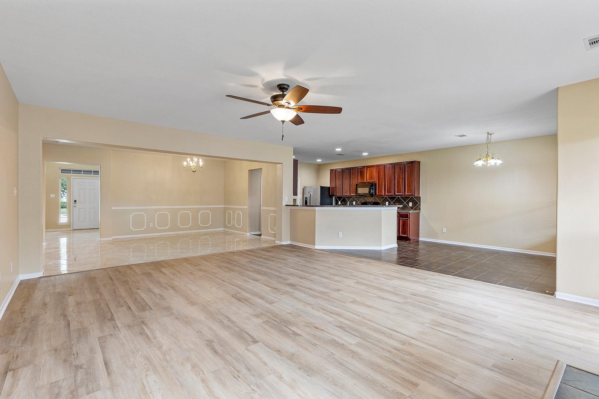 6410 Hardwood Dale Way Drive