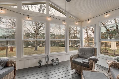 202 Sunset Lake Road Huntsville TX 77340