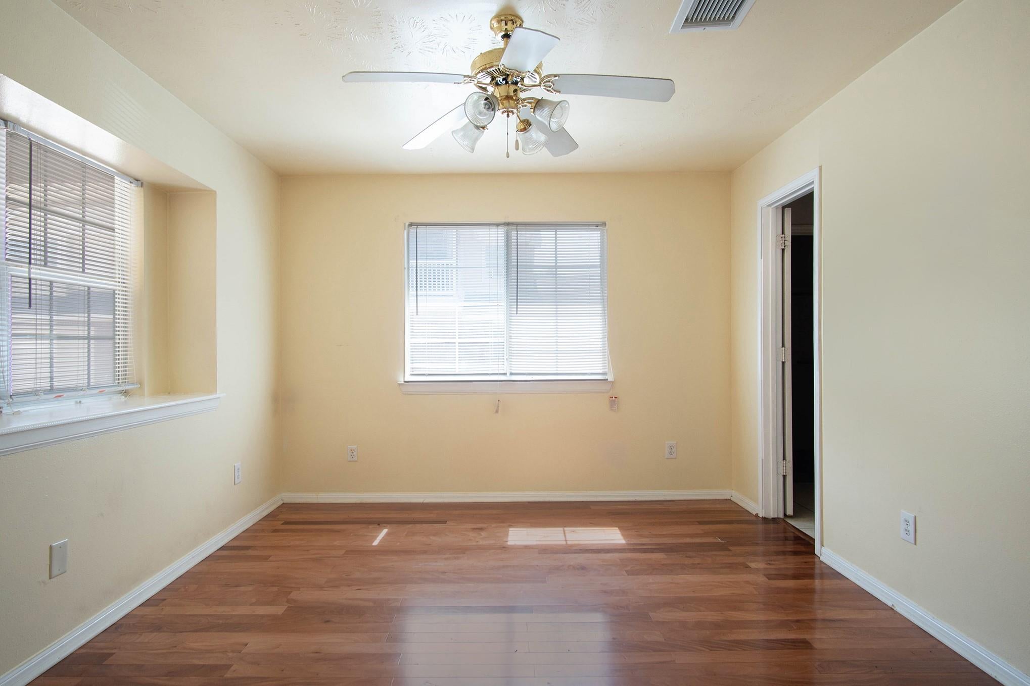 1213 Lovett 1255