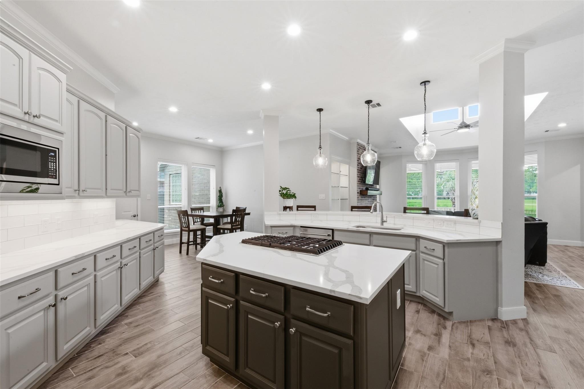 7515 Prairie Oak Trail