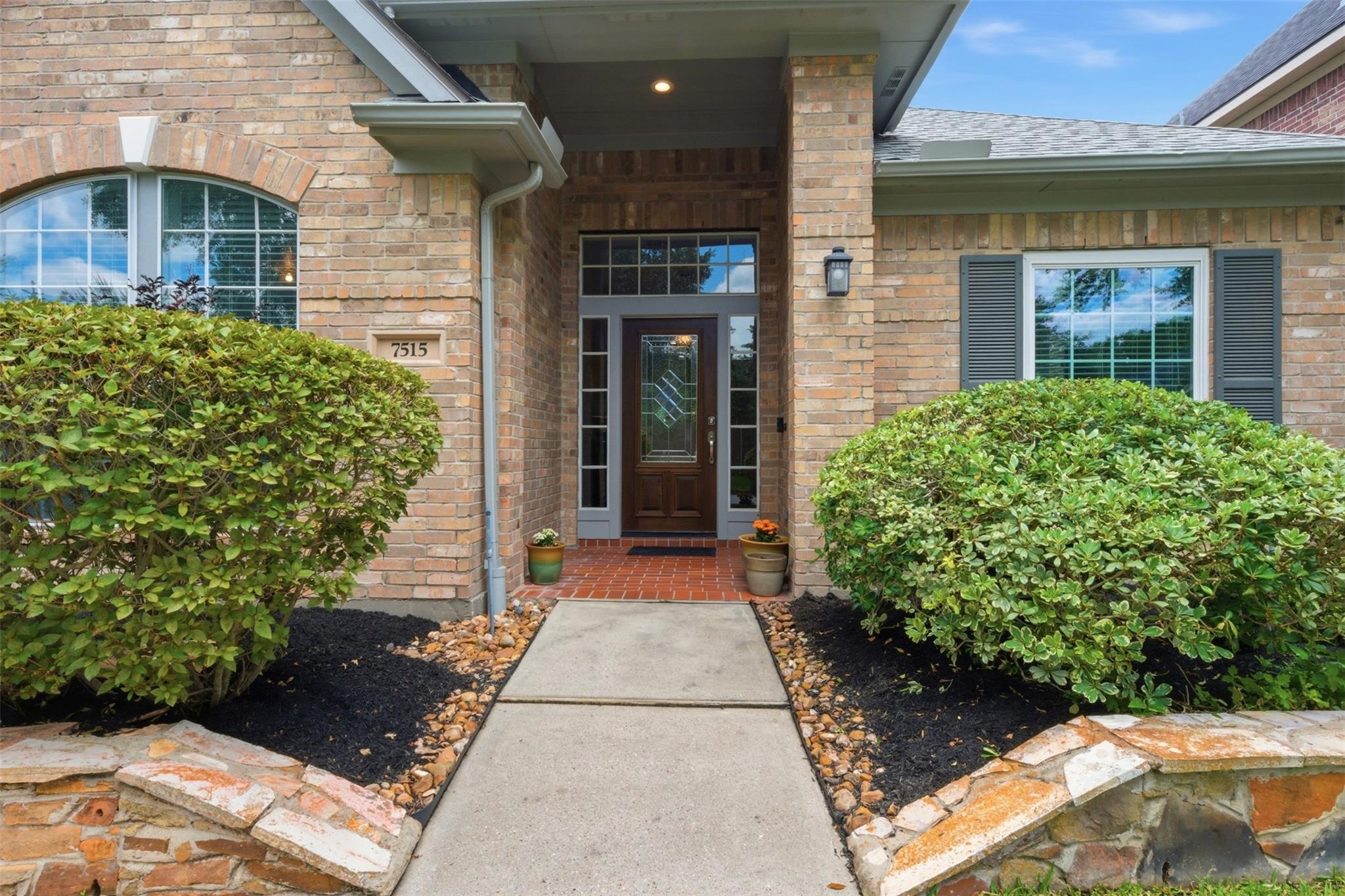 7515 Prairie Oak Trail