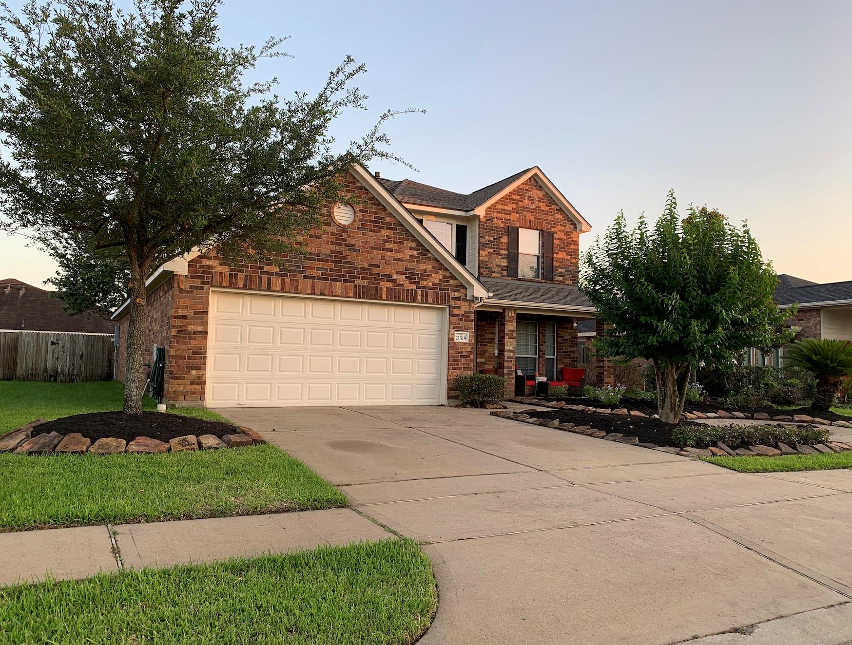 21519 Ivory Gate Lane