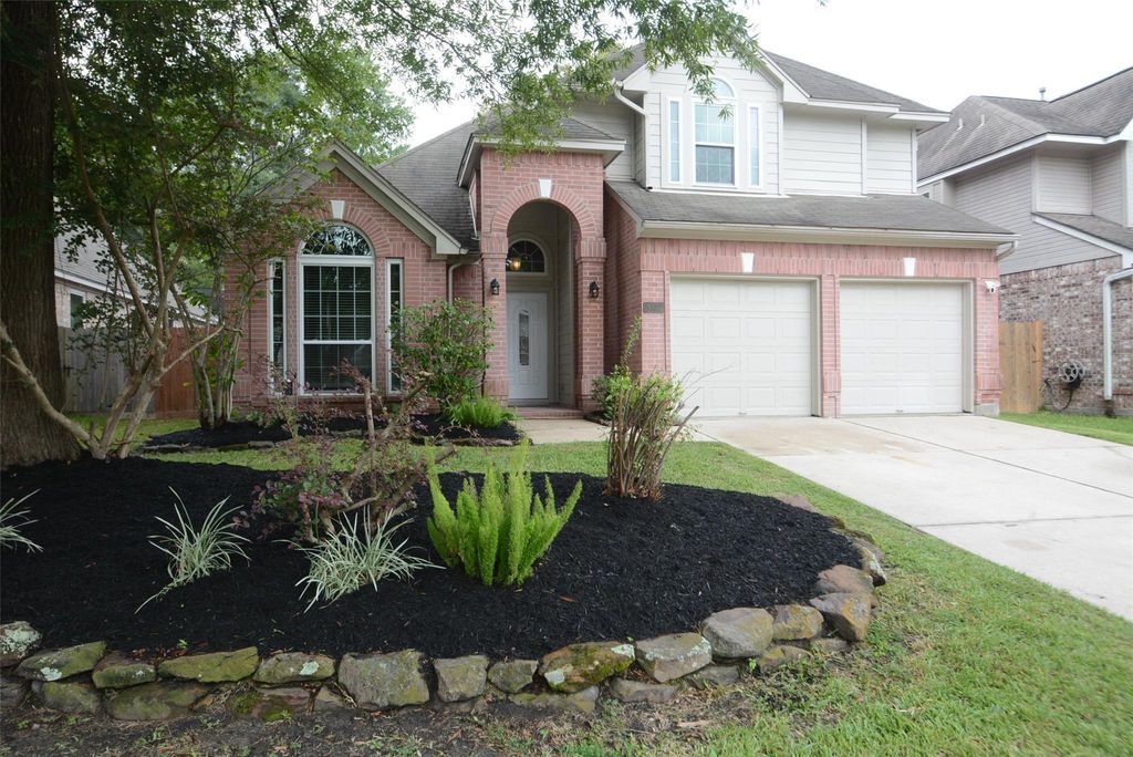 Photo of 5327 Willow Knoll Court, Houston, TX 77345 (MLS # 29606409)
