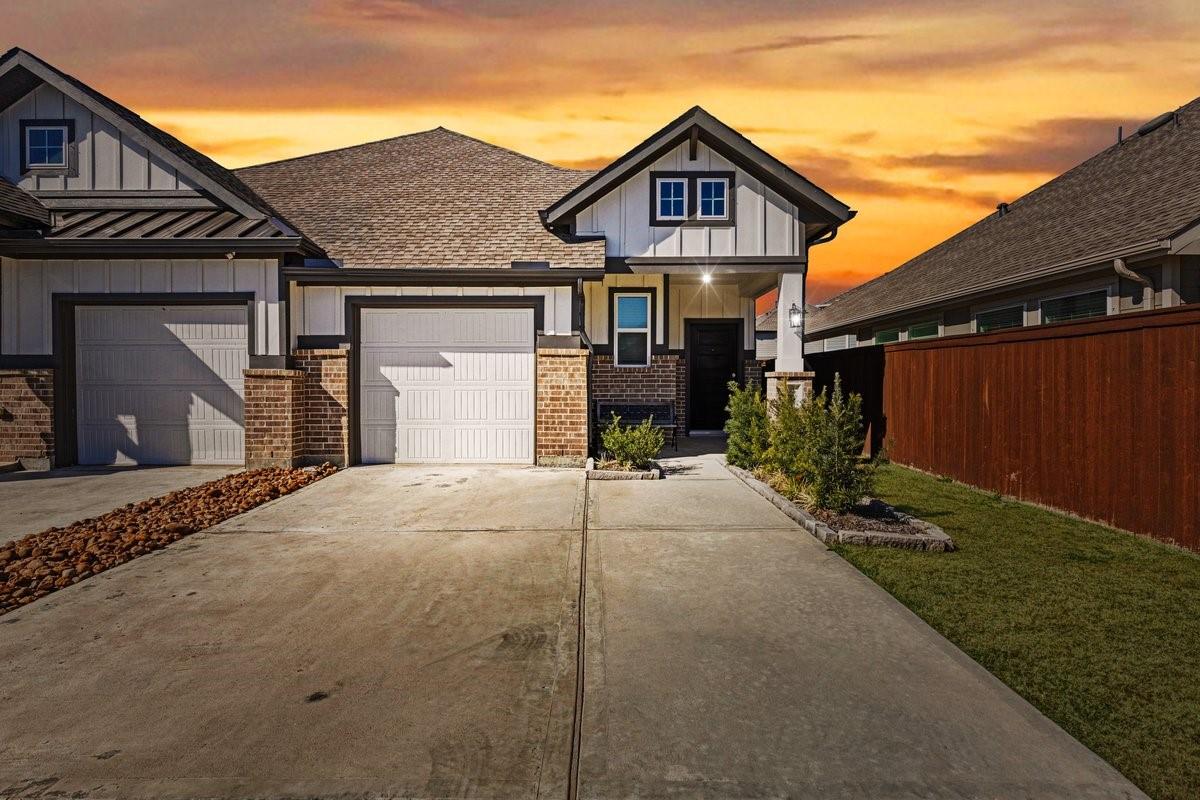 10122 Crescendo Way