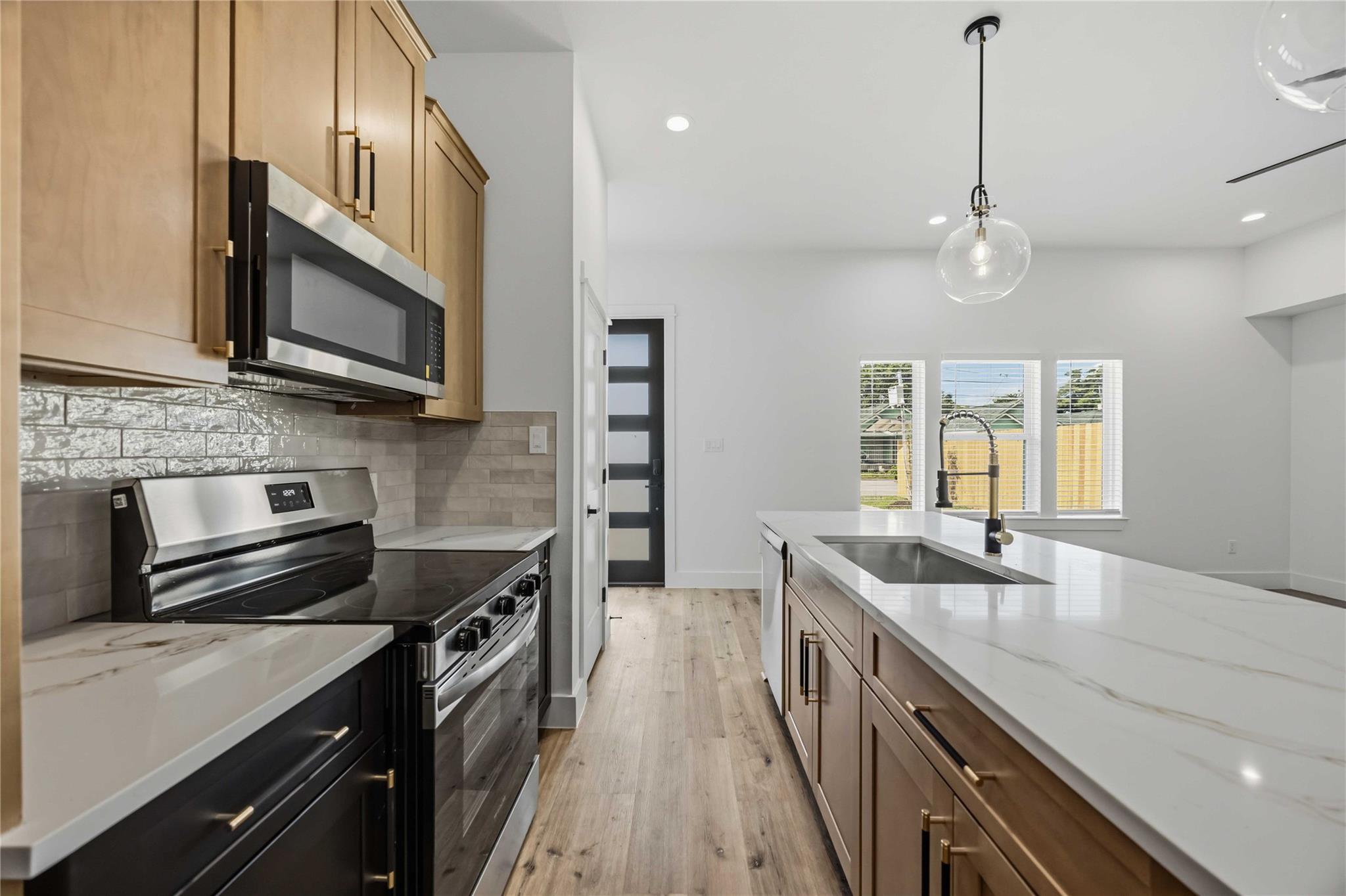 3211 Market Street A-B