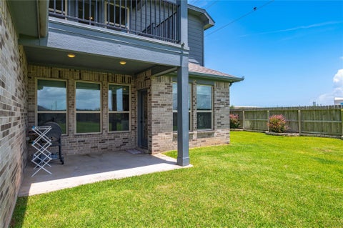 Tiny photo for 288 Kara Mist Court, La Porte, TX 77571 (MLS # 78860030)