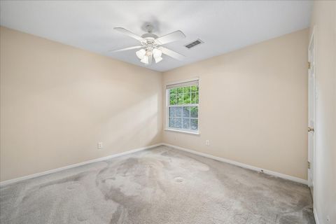 Tiny photo for 30 N Dragonwood Place, The Woodlands, TX 77381 (MLS # 95836364)