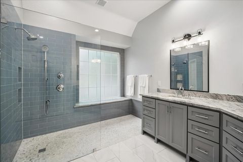 Tiny photo for 30 N Dragonwood Place, The Woodlands, TX 77381 (MLS # 95836364)