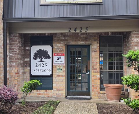 Photo of 2425 Underwood Street #355, Houston, TX 77030 (MLS # 41608548)