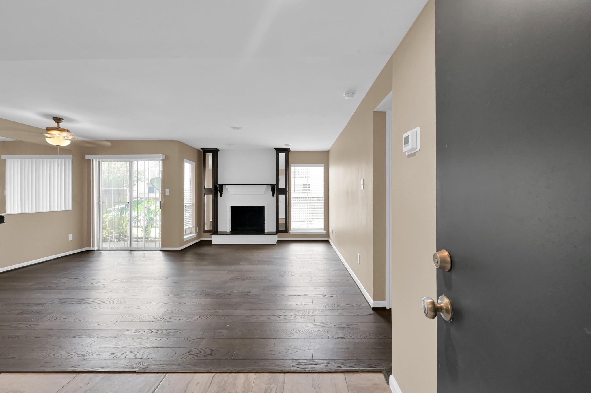 3919 Fairmont Parkway 143