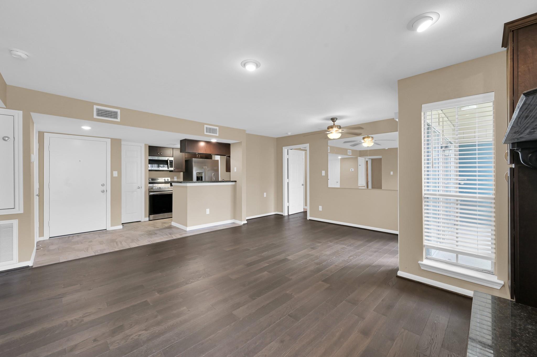 3919 Fairmont Parkway 143