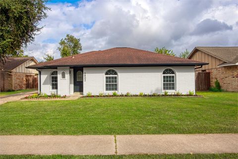 Photo of 5802 Chrystell Lane, Houston, TX 77092 (MLS # 79885048)
