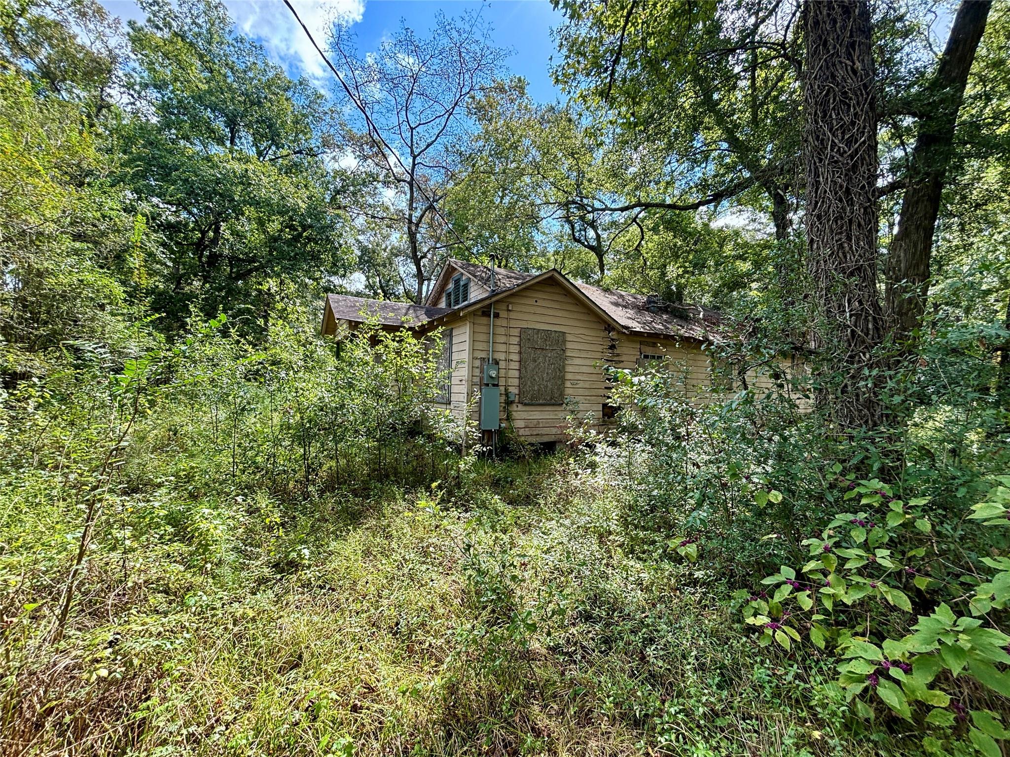 8560 County Line Road