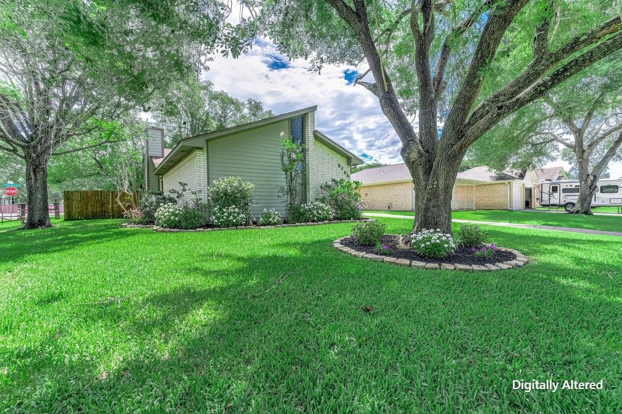 2702 Dove Tree Drive