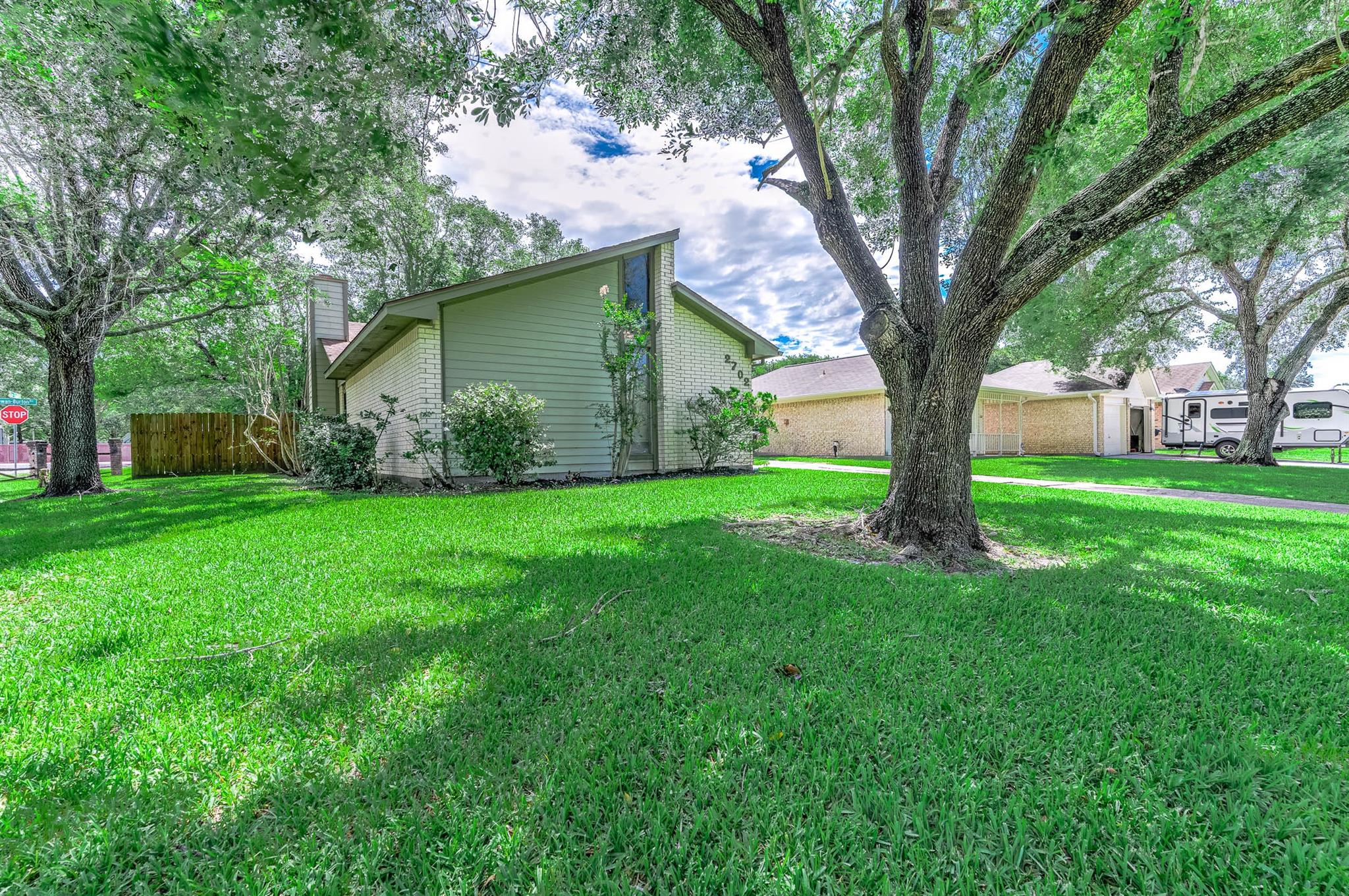 2702 Dove Tree Drive