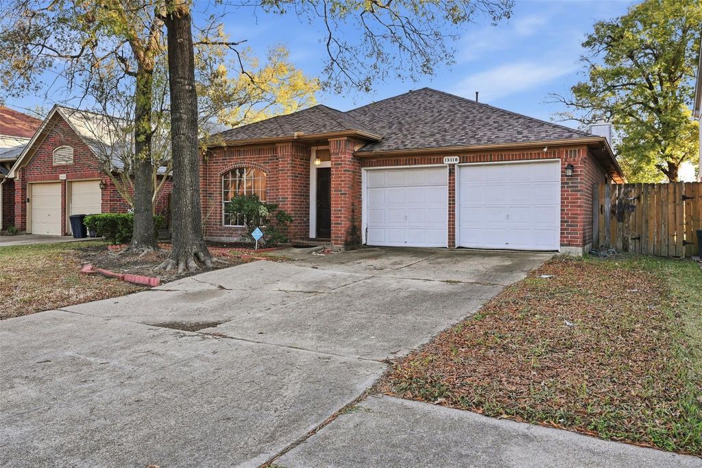 Photo of 13118 Woodtrek Lane, Houston, TX 77015 (MLS # 27002998)