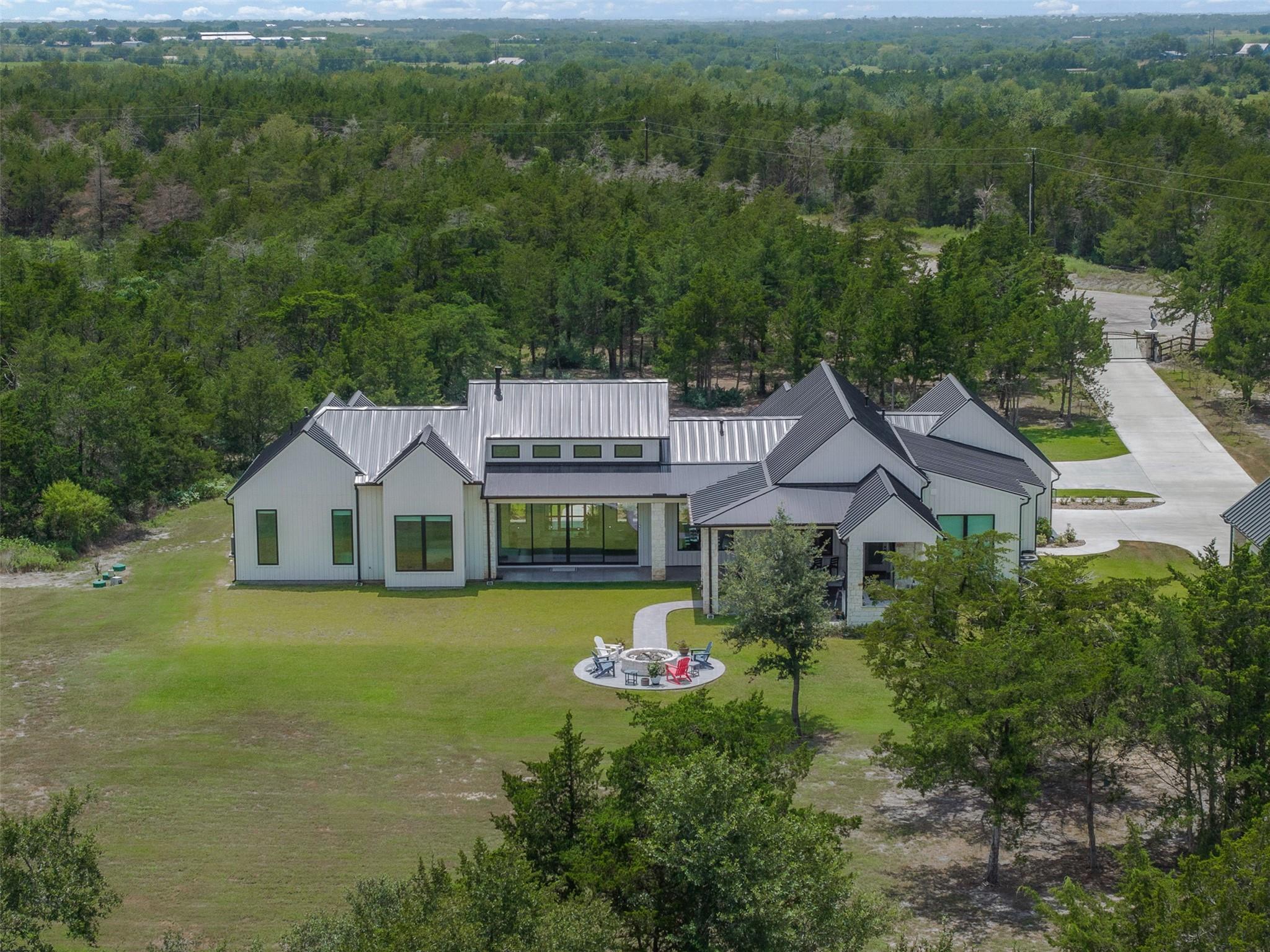598 Vineyard View Trail