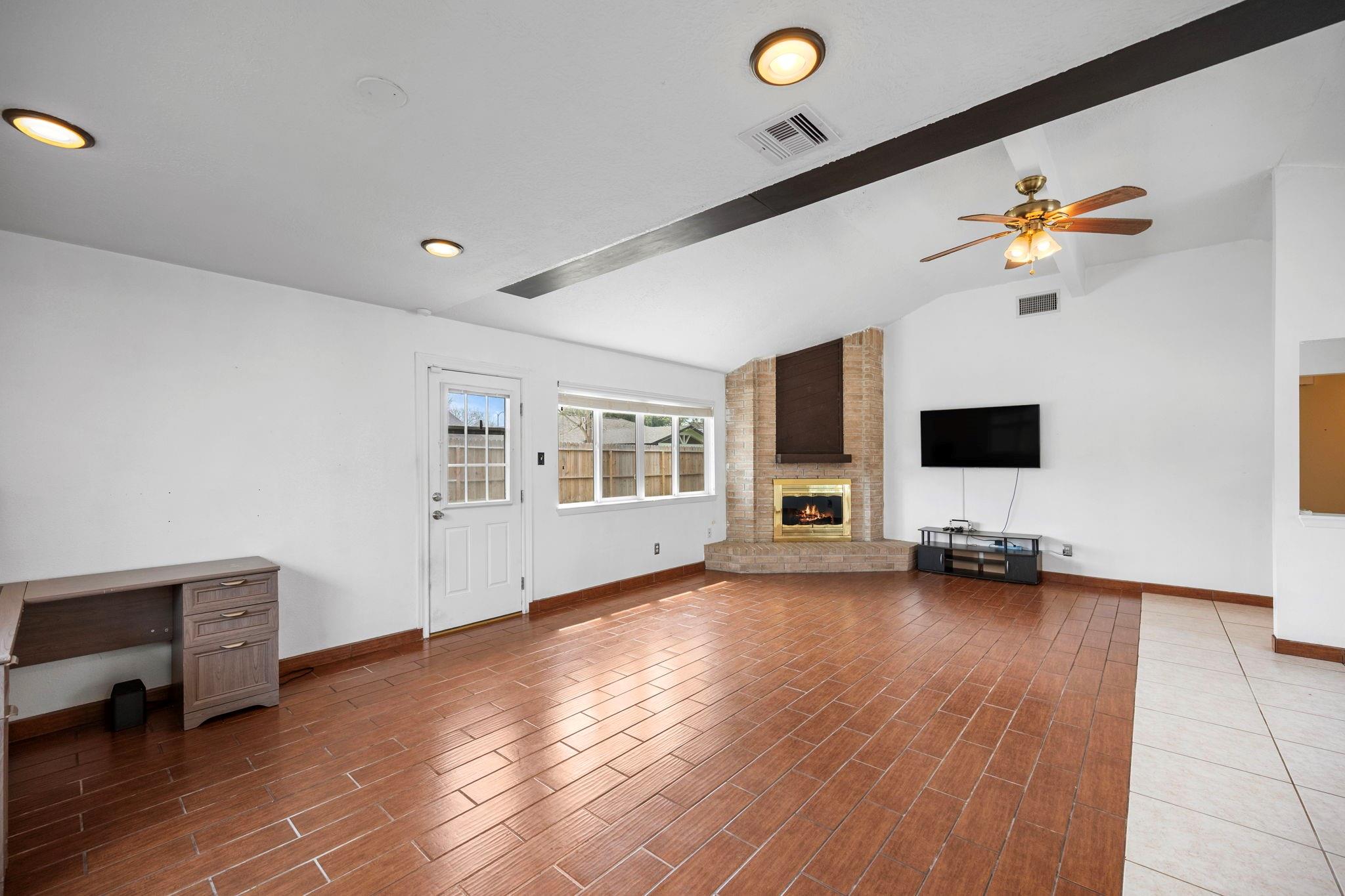 2327 Colonial Ridge Drive