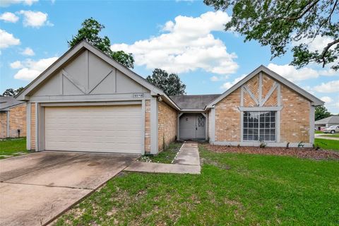 Photo of 19543 Elmtree Estates Drive, Katy, TX 77449 (MLS # 31089169)