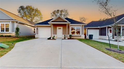 11809 East Gate Drive Willis TX 77318