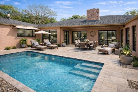 Photo of 619 Rancho Bauer Drive, Houston, TX 77079 (MLS # 65841449)