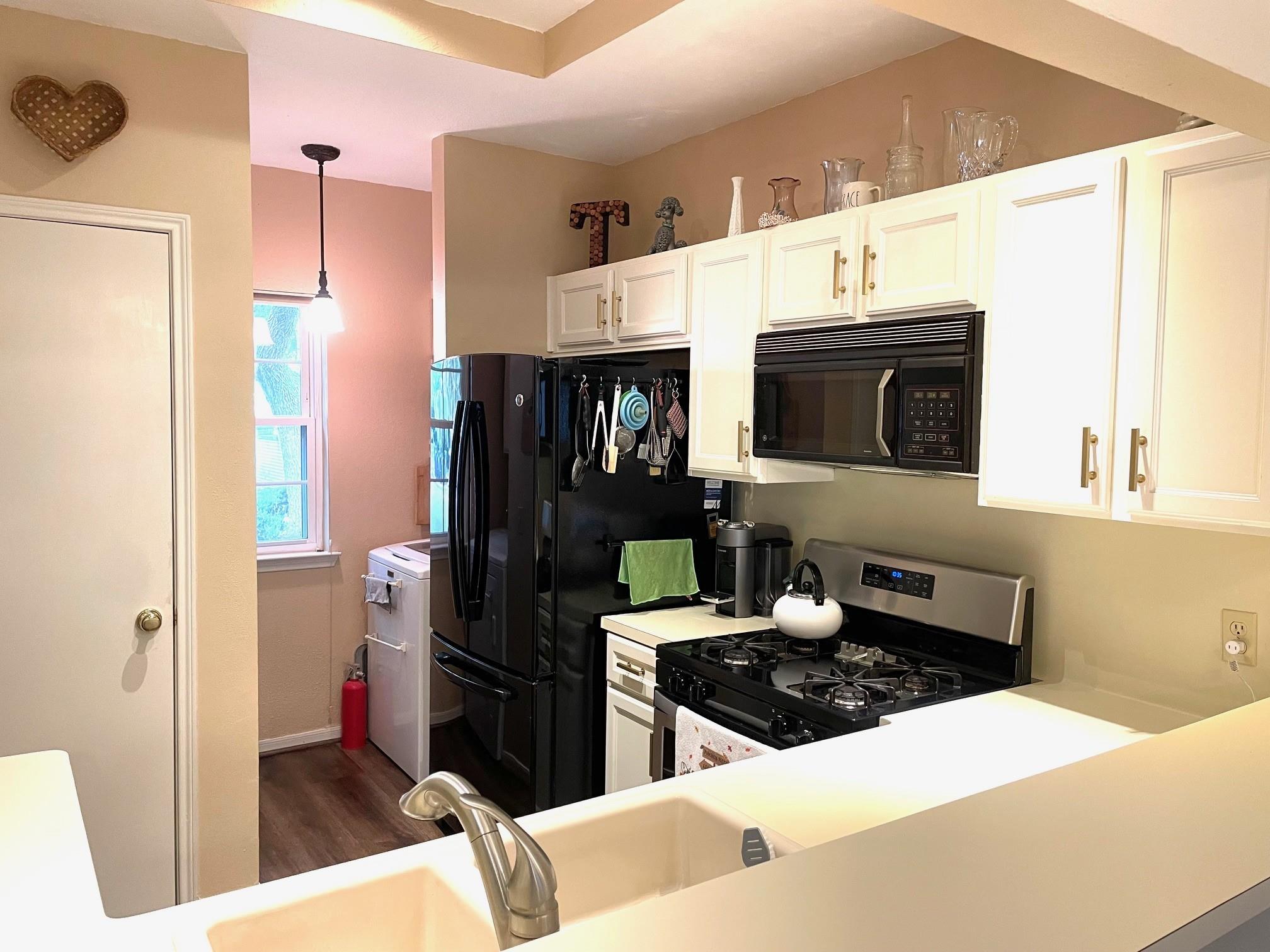 2910 Grants Lake Boulevard 1305