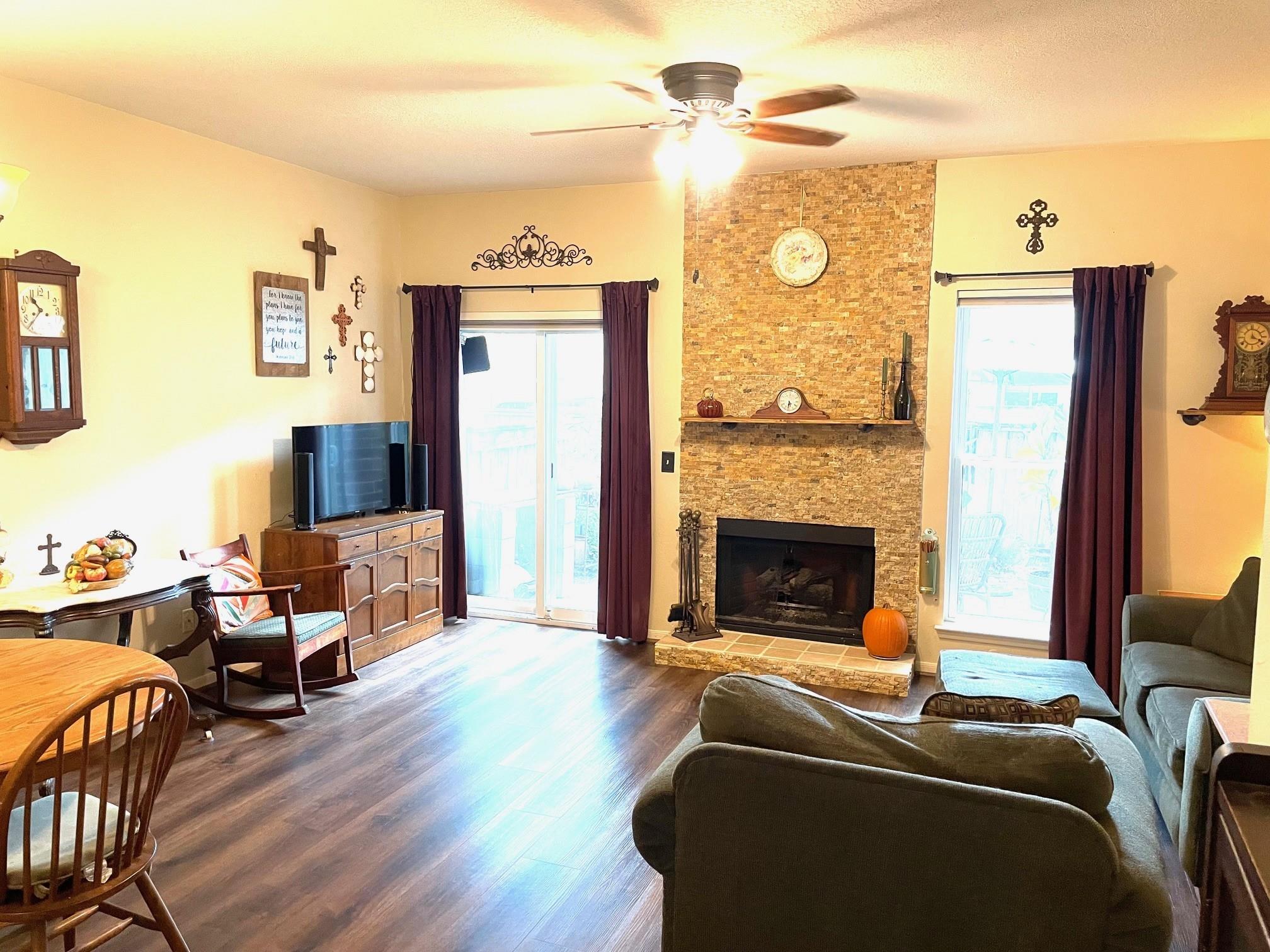 2910 Grants Lake Boulevard 1305