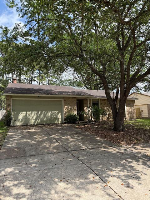 Photo of 2651 Lark Lane, Humble, TX 77396 (MLS # 31413982)