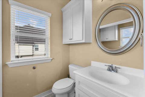 Tiny photo for 211 Tuna Run Road, Freeport, TX 77541 (MLS # 12553447)