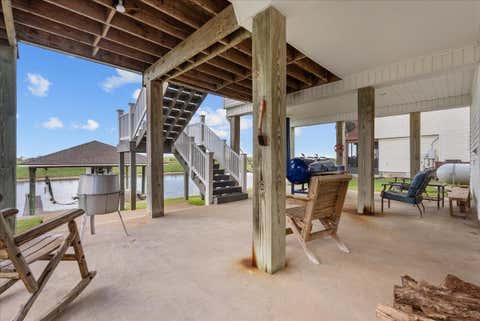 Tiny photo for 211 Tuna Run Road, Freeport, TX 77541 (MLS # 12553447)